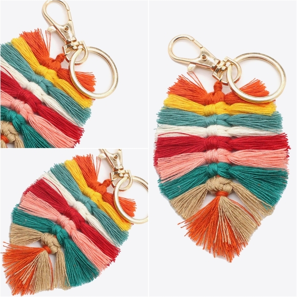 Assorted 4-Pack Leaf Shape Fringe Keychain - Picture 7 of 11